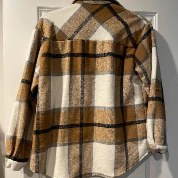 Plaid Shacket XS - Picture 3 of 3